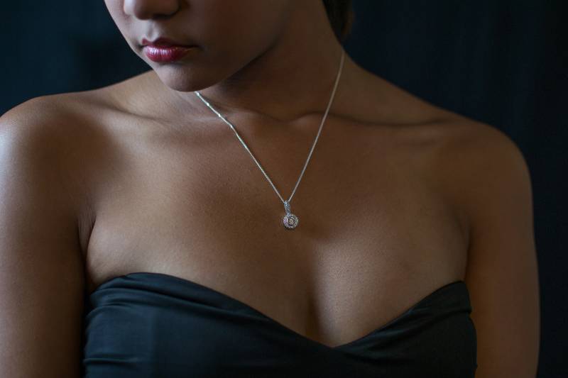 Vente et rachat de bijoux anciens en or de grandes marques dans les Bouches-du-Rhône